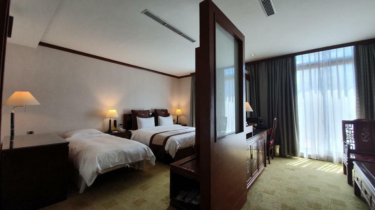 Rich Garden Hotel Taipei Esterno foto