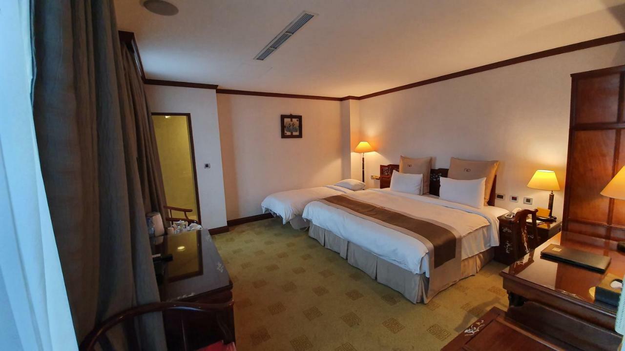 Rich Garden Hotel Taipei Esterno foto